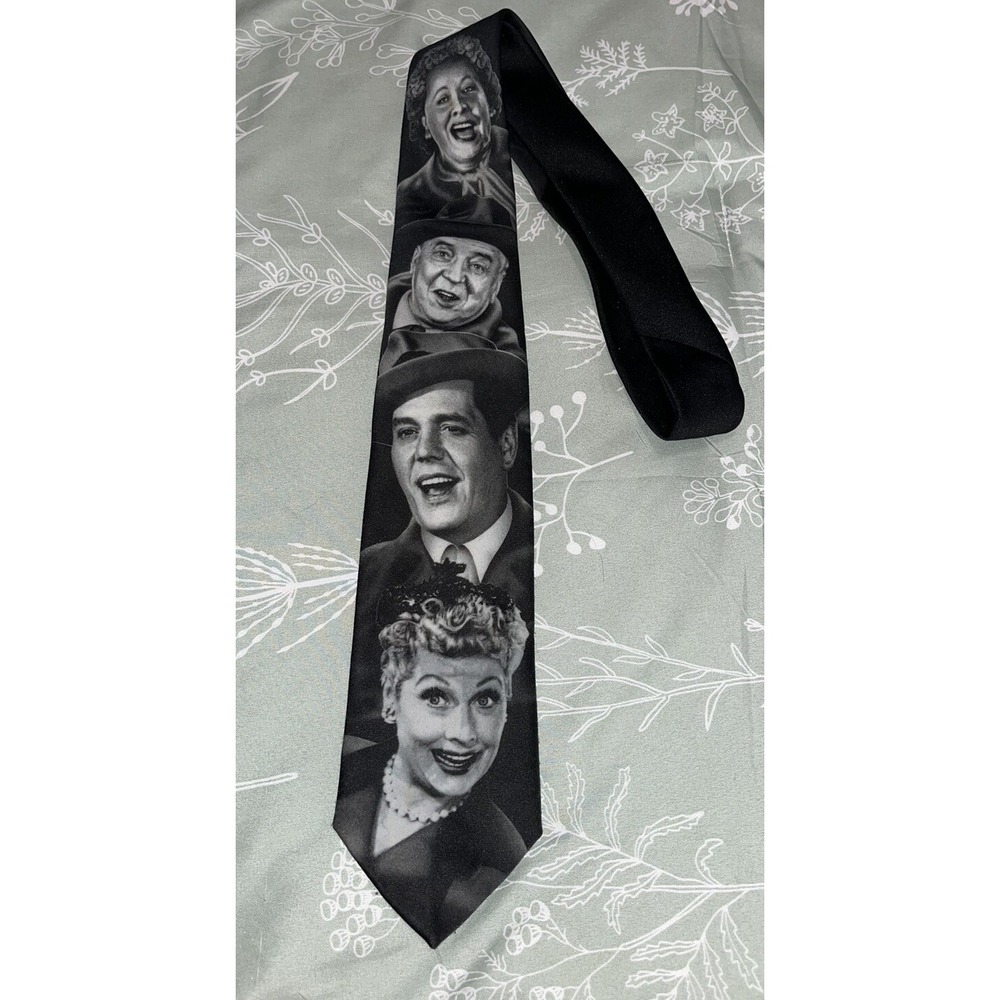 I Love Lucy Tie Lucy And The Gang Vintage 1992‎ Ralph Marlin Black Gray 90s